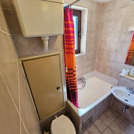 Marin Kl For 5 Persons